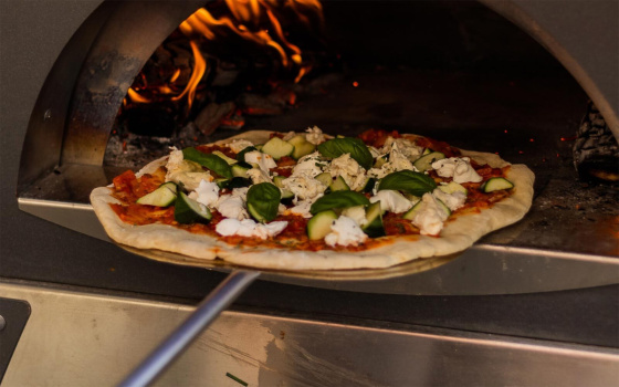 De top 3 accessoires die u nodig heeft bij uw pizzaoven voor buiten De top 3 accessoires die u nodig heeft bij uw pizzaoven voor buiten