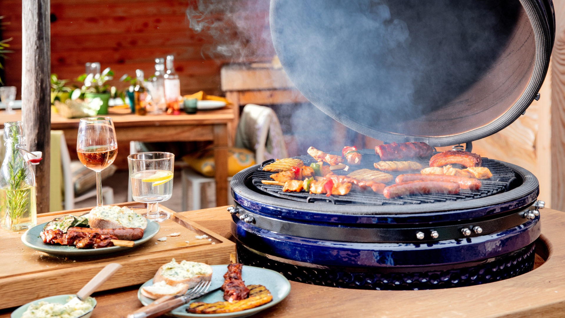 Barbecueën als een pro? Alles wat u wilt weten over de Kamado BBQ. Barbecueën als een pro? Alles wat u wilt weten over de Kamado BBQ.